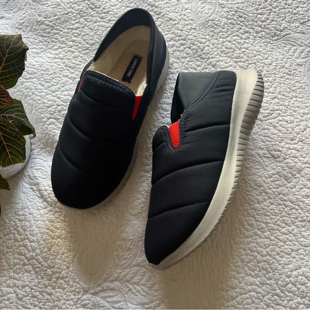 Lands' End Navy Blue Lightweight Quilted Slippers